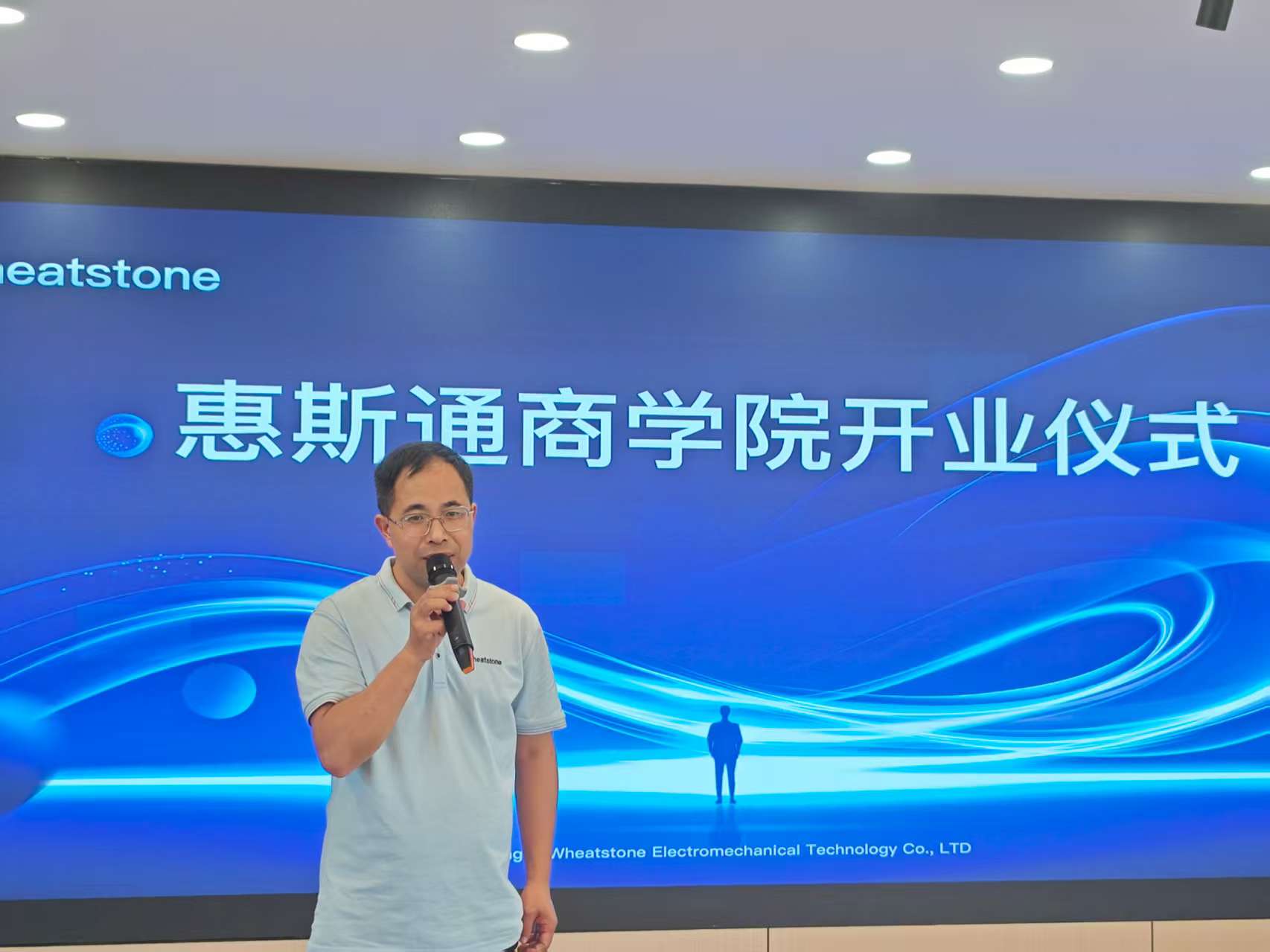 50476332.jpg 50476332.jpg